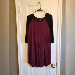 Mid sleeve dress